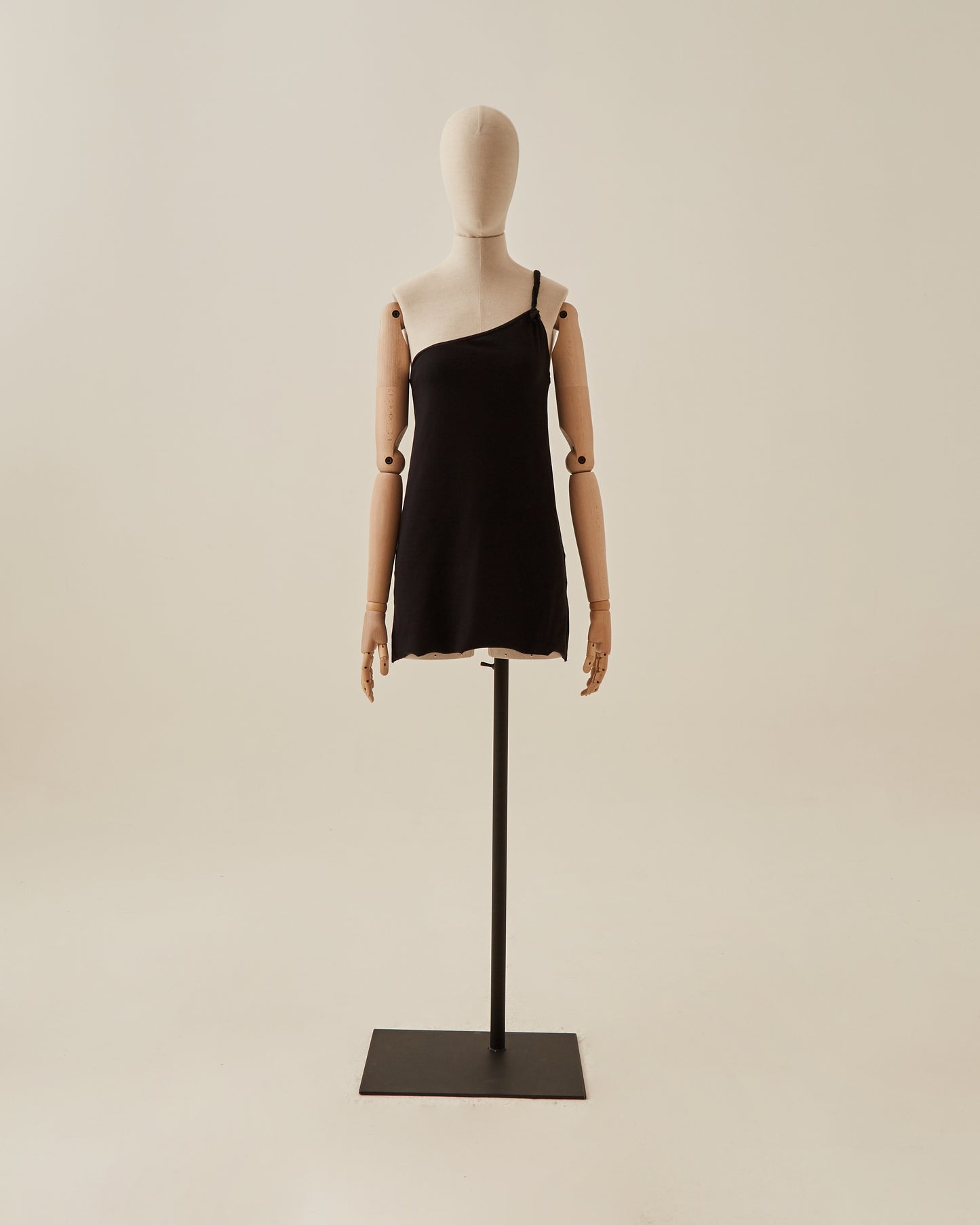 Ninfea one-shoulder tank top (black)